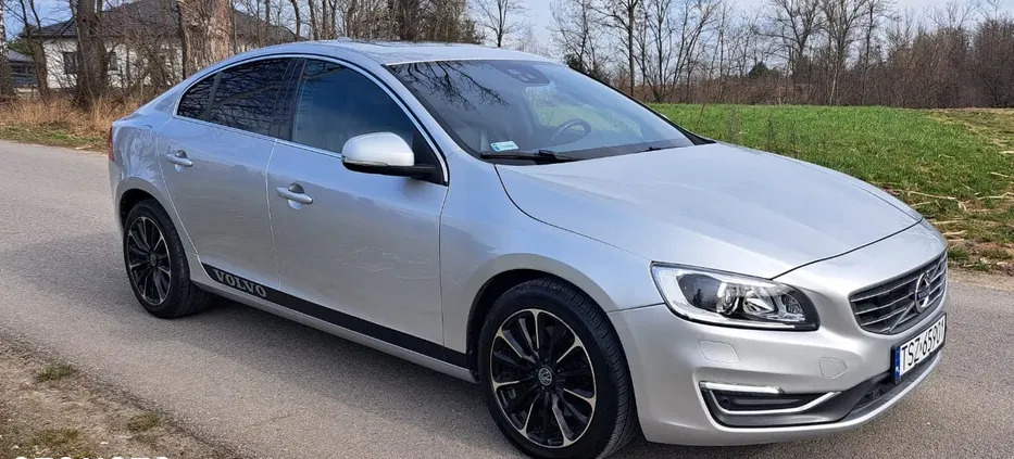 Volvo S60 cena 86000 przebieg: 150000, rok produkcji 2015 z Staszów małe 191